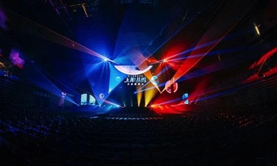 洛天依全息演唱会——虚拟与现实交织的音乐盛宴