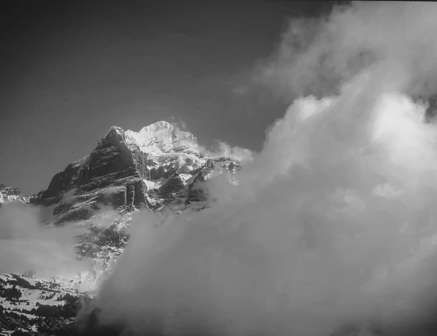 金庸《雪山飞狐》中的戏剧化表现手法