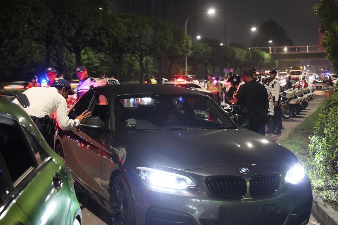 新加坡警方加强酒驾执法：10年来首次在快速公路设路障