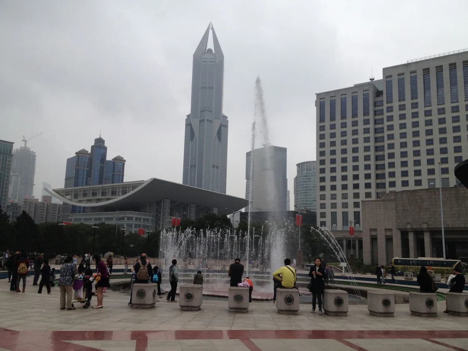 明珠广场旅游攻略：交通篇