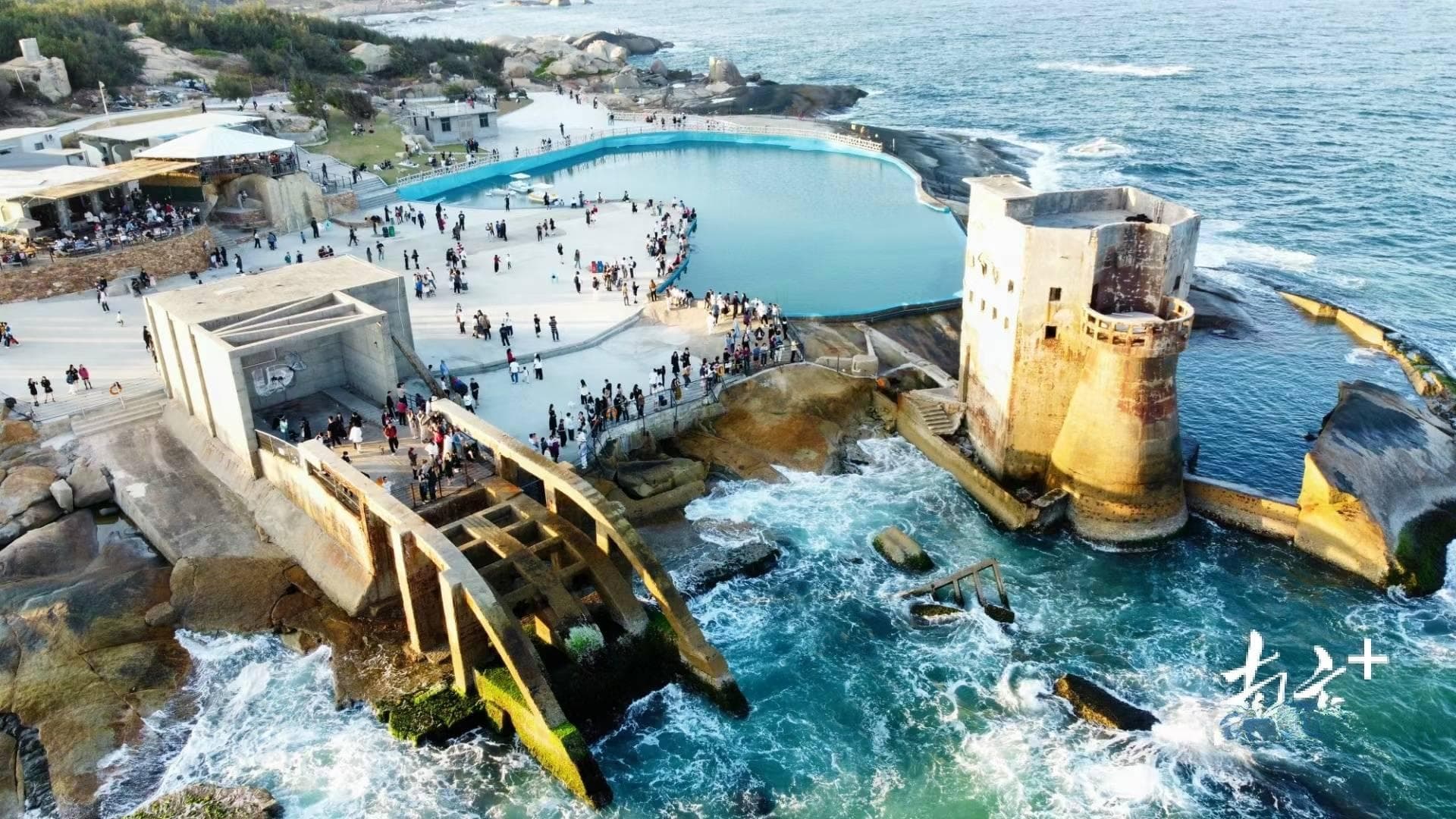 影帝张家辉电影取景汕尾红海湾，这座“海上古堡”又火了！