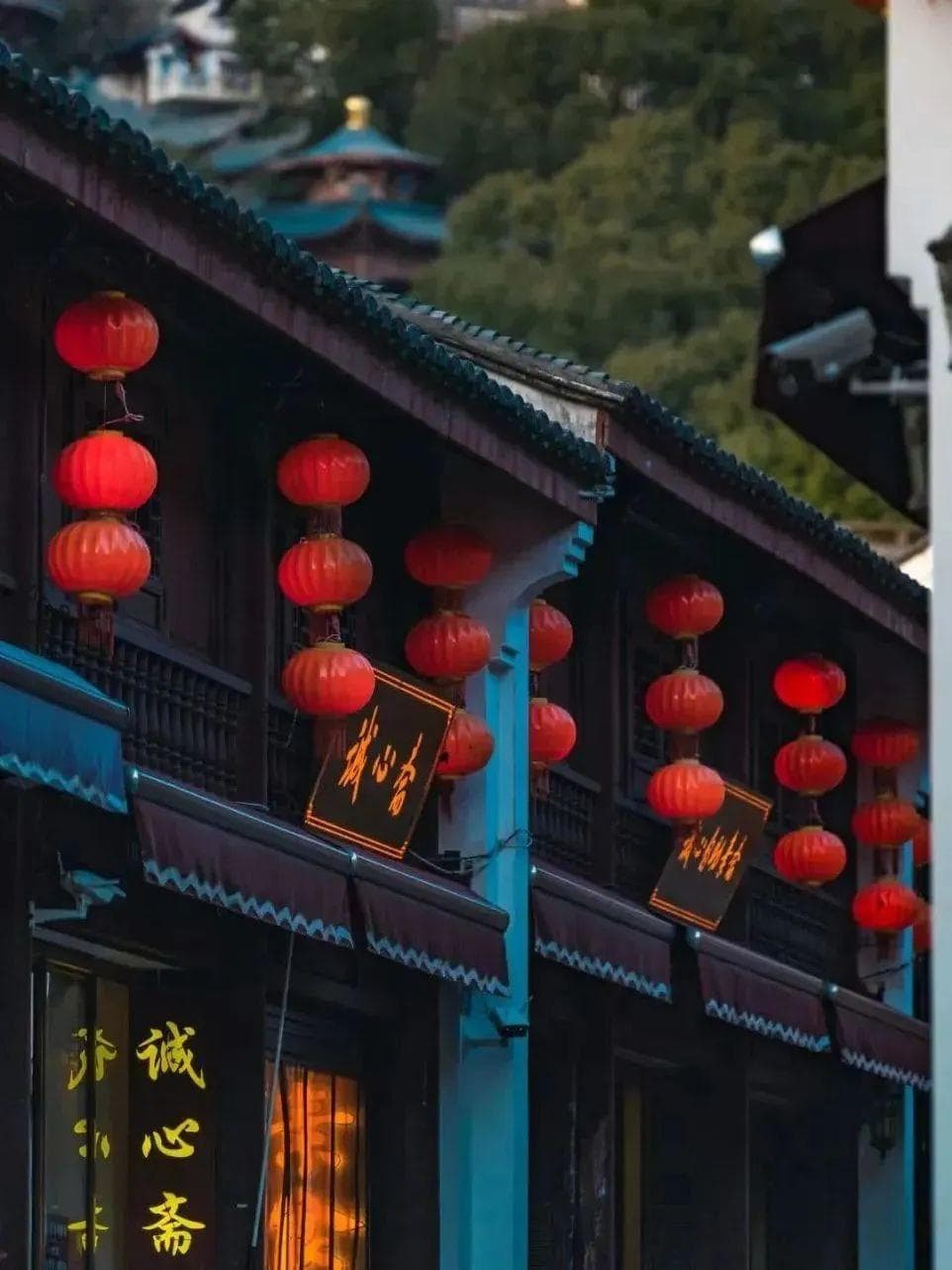 舟山普陀山香华街：一条承载百年历史的禅意古街