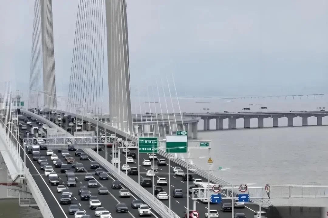 深中通道通车：大湾区交通互联新纪元