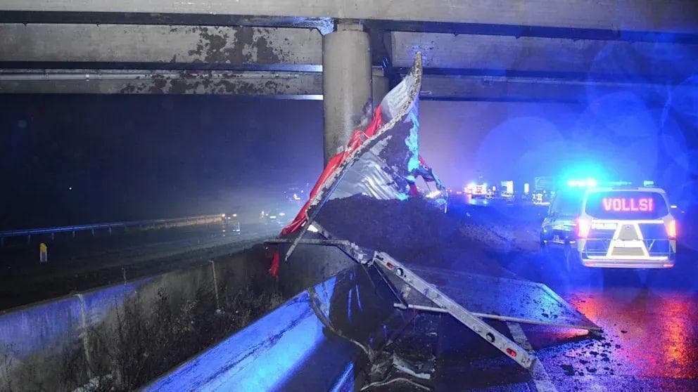 交通拥堵提醒！德国这一路段发生多车连环相撞，致18人受伤