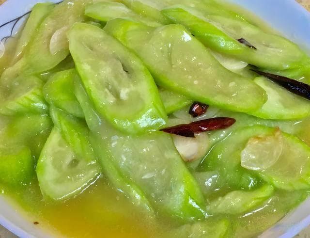 清炒、炒蛋、蒸、做汤：丝瓜的4种美味家常做法