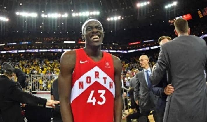 从喀麦隆到NBA冠军：西亚卡姆的逆袭之路