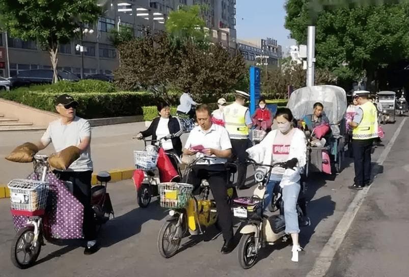 新国标电动车管理升级，百姓需求如何平衡？