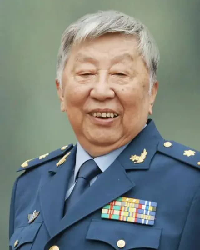 阎肃同志简历：我军最高级别文职干部，作品传遍大江南北