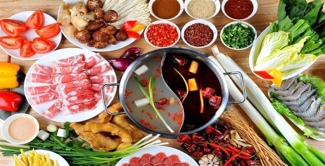 麻辣、酸菜、涮羊肉：中国五大火锅特色