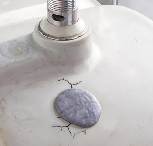 缝隙漏水用什么胶填充