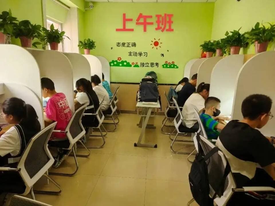 高中双休后不少地方推出学生自愿返校自习