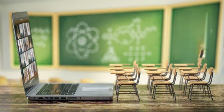 美国留学路径详解：初中、高中、大学、各阶段的利与弊分析