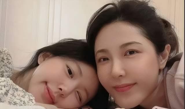揭秘赵露思背后经济推手：银河酷娱如何打造全能艺人的传奇之路