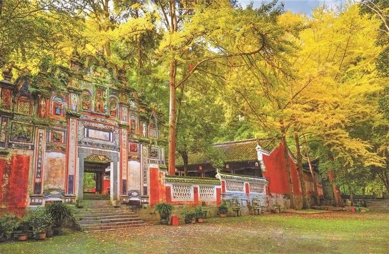 飞云崖古建筑群：民族地区古建筑的代表作