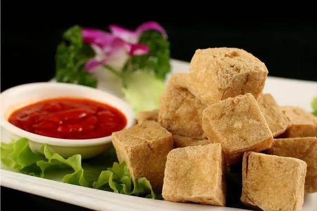 豆腐再次成为关注对象！医生发现：吃豆腐时，千万多留意这几点！