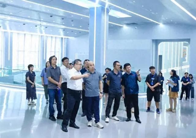 每5分钟就能诞生一辆重型卡车，解码新型工业化活动在此见证“重汽速度”