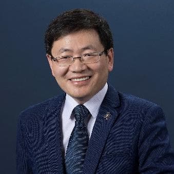 王亮：从海外归国到人工智能领域领军人物