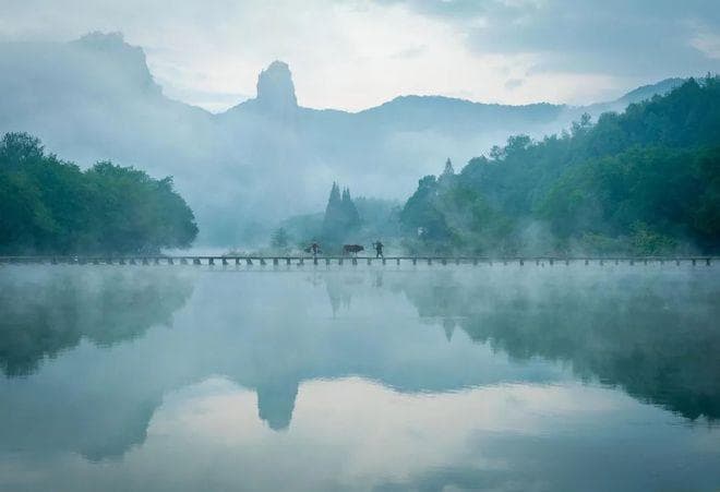 仙都风景区：从《与凤行》取景地到“江南第一仙山”