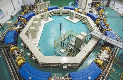 国产医用重离子加速器：从科研重器到民生福祉