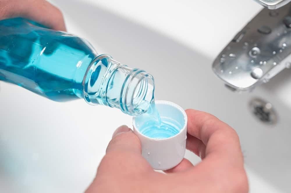 研究证实：这些方法能有效消除大蒜洋葱口臭