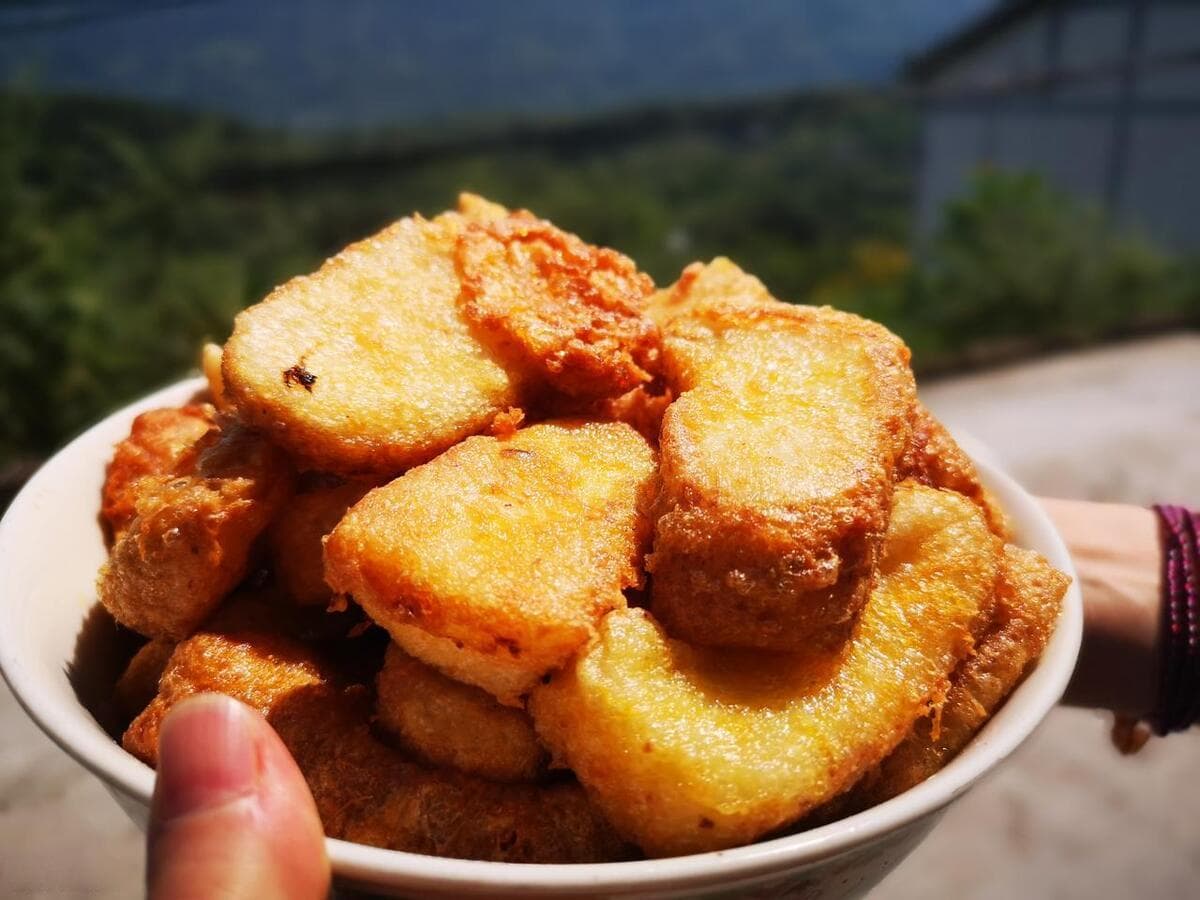 西江千户苗寨：探寻苗族美食的独特魅力，这十道佳肴你可不能错过