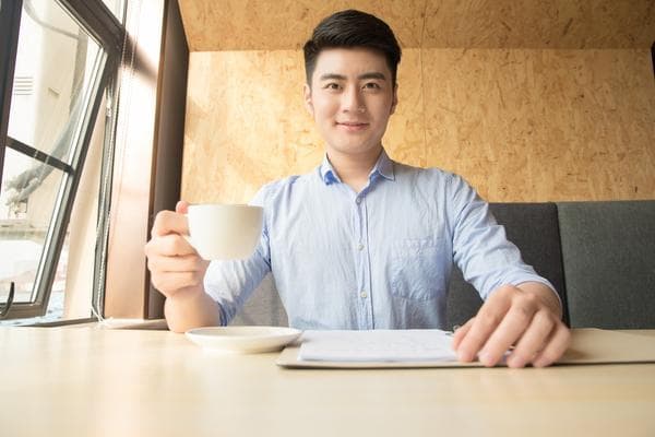 次贷危机：美国金融市场背后的根本原因