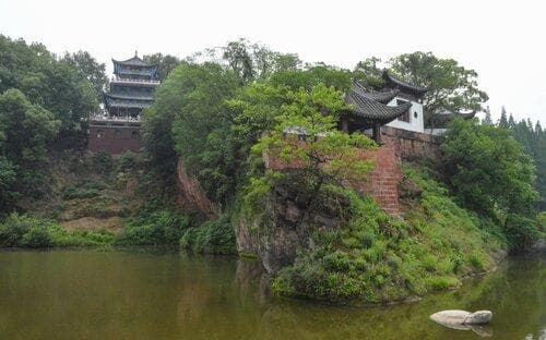 东坡赤壁风景区：黄冈市的文化瑰宝