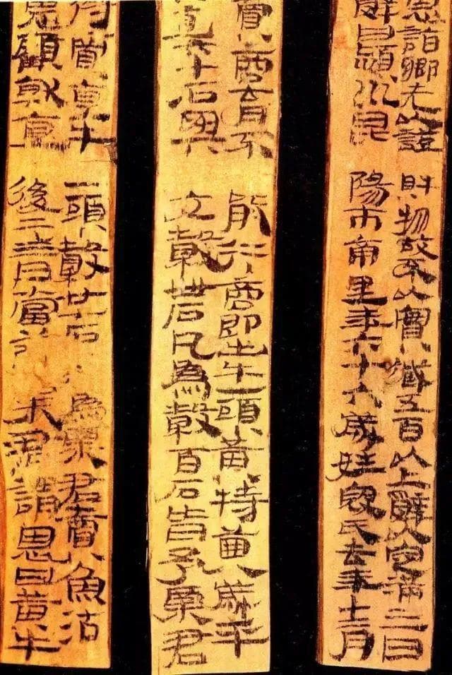 书法学专业就业市场与未来前景 —— 基于政策、行业与教育发展的多维度分析