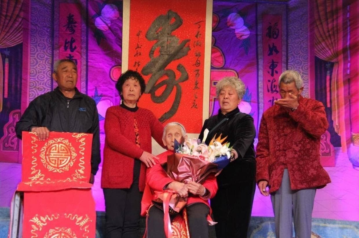 农村老人过寿，为什么“过九不过十”？老人过寿一定要注意