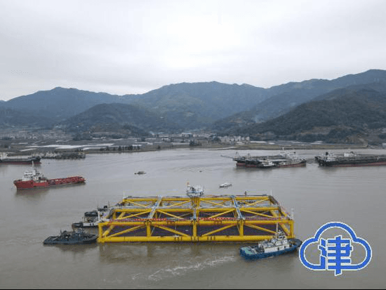 防抗17级台风！中国首个全潜式超大型深远海智慧养殖平台成功下水