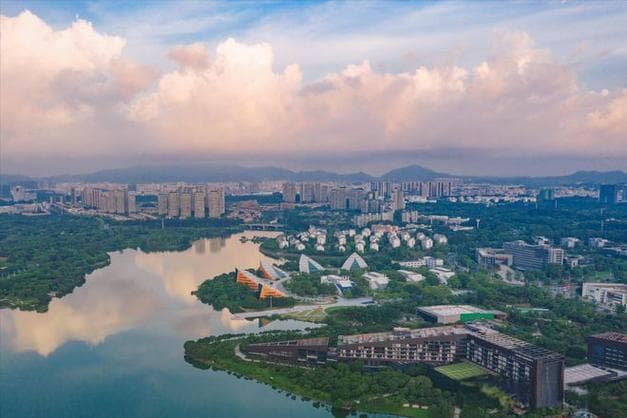 武汉二手房价格在全国主要城市中领跌，多个区域跌幅超10%