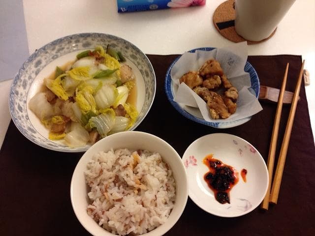 “一日三餐”是错的？过了60岁，一天吃几顿更健康？