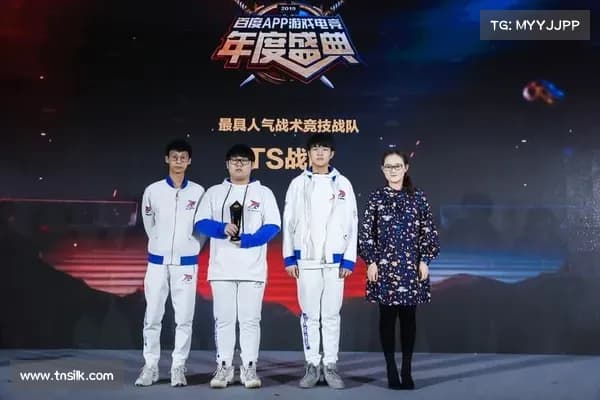 如何根据战术需求与选手特点合理配备电竞战队队伍结构
