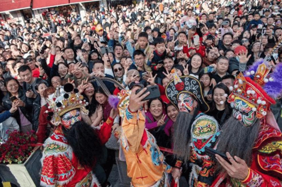 为什么福建闽南潮汕，地处偏远，却能将传统民俗保留得如此之好？