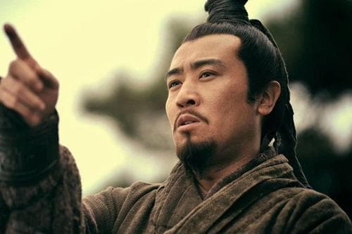 历史上的费祎有多牛？诸葛亮的最强接班人，蜀国最后的希望