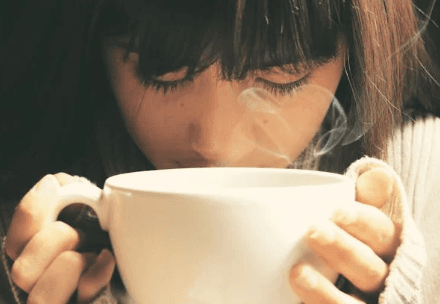 女生体香是从哪里散发出来的