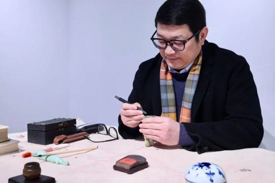 在方寸之间磨砺匠心妙趣，走近海派篆刻名师沈爱良