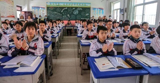 中学课改路上的探索与前行——小组合作探究模式的发展之路