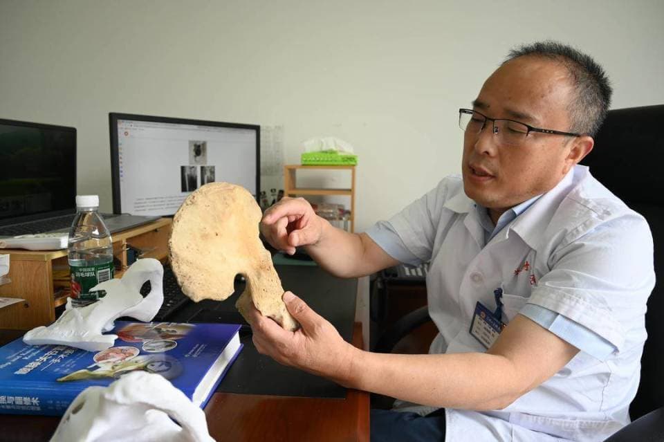 3D打印“私人订制”！苏大附二院骨科为患者重塑关节，助其重新站立行走