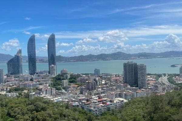 厦门钟鼓索道：起点终点都在万石植物园旁