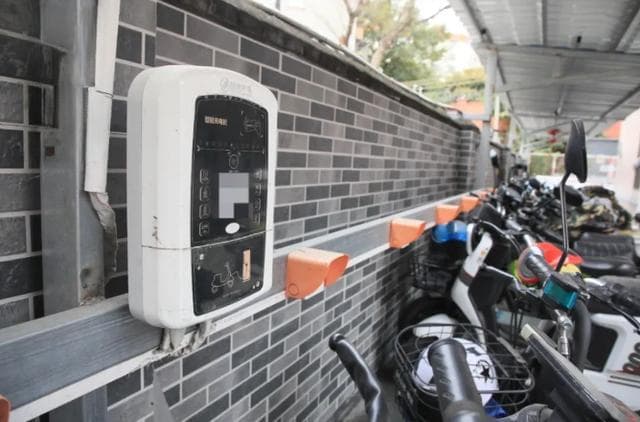 小区车棚电动车充电收费标准，从2025年起，电动车充电费要降低了
