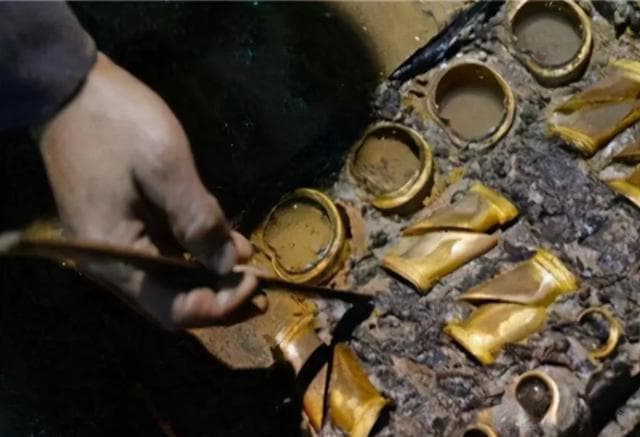 张家界发现一山洞藏有大量黄金，专家研究发现：是李自成留下的