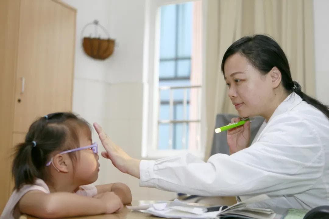 眼健康科普：引发热议的阿托品真的那么神吗？看看专家怎么说！