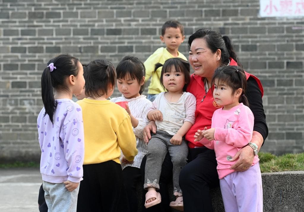 “代理妈妈”的母亲节礼物