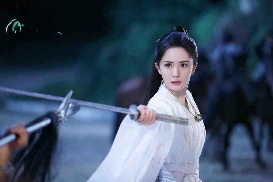满脸褶子就别尬演少女了，这5位小演员告诉你什么叫做天真灵动