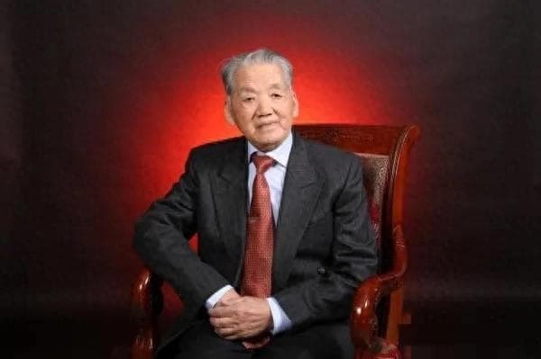 105岁国医大师路志正：从肝脾论治胸痹经验