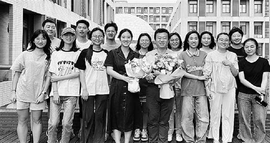 良渚实验室团队 发现生物体温度感知奥秘
