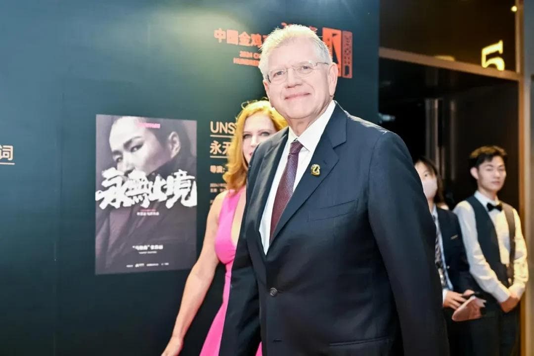 罗伯特·泽米吉斯新作《此心安处》：探索时间与人性的艺术巨作