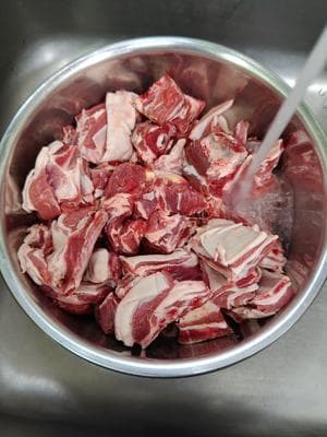 嘎嘎香酱香焖羊肉