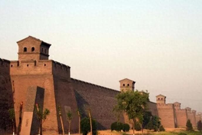 中国古代建筑中的墙文化：从防御到艺术的演变